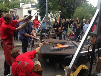 Faltfeuer Herstellung
